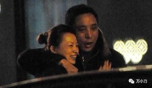 吃瓜爆料董卿,娱乐圈幕后真相大揭秘